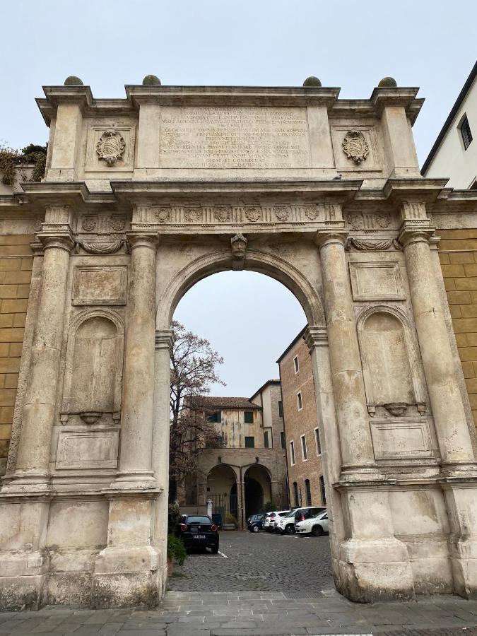 Apartmán Catoo Dimora Di Design Park In Palazzo Nobiliare Al Duomo Padova Exteriér fotografie